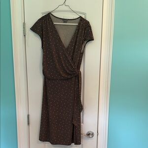 Ann Taylor Brown Wrap Midi Dress V-Neck Short Sleeve Size 8